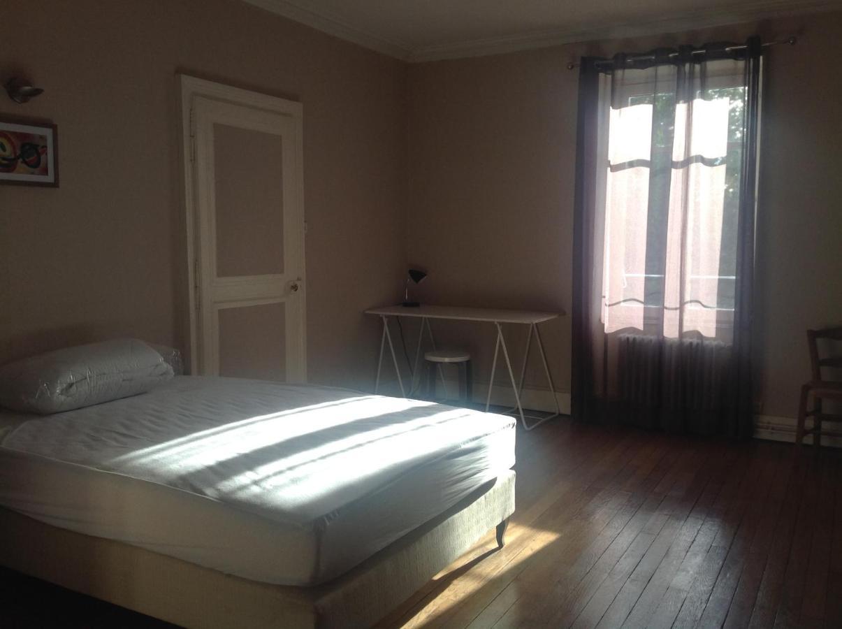 Appartement En Centre Ville Невер Екстериор снимка